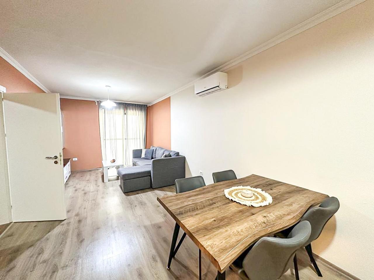 Grand Park 2Br Apartment Tirana Exterior photo